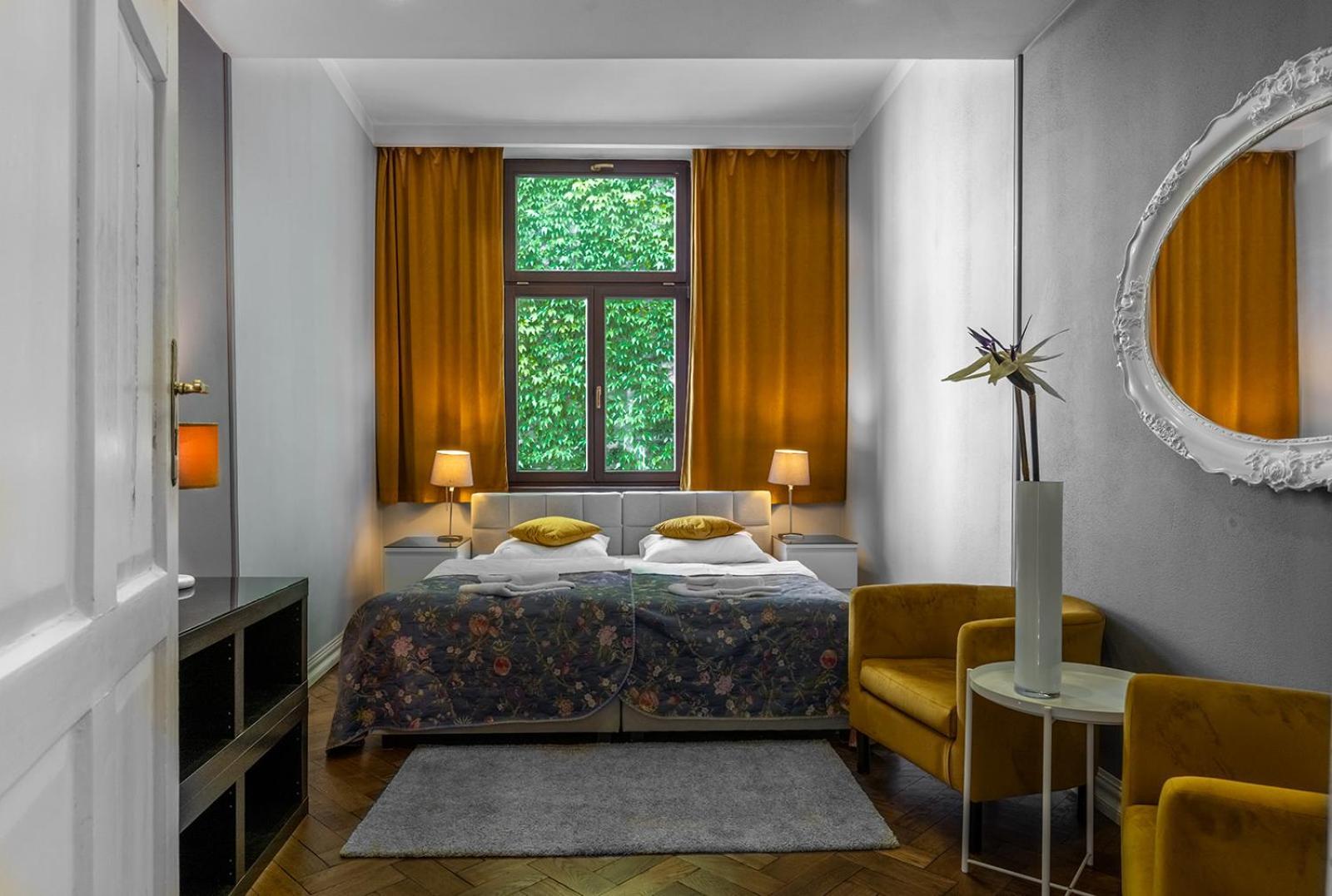 Antique Apartments Old Town Krasków Εξωτερικό φωτογραφία